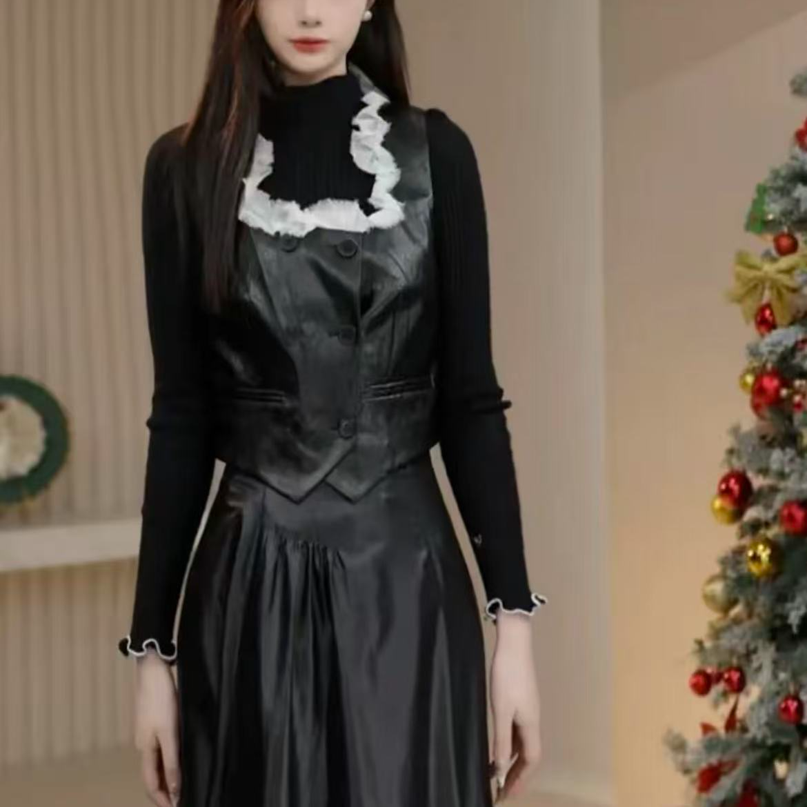 AMASS/阿玛施新款时尚气质轻奢无袖显瘦短款马甲背心女540041