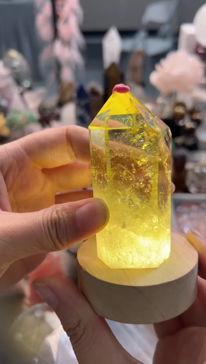未镶嵌珠宝半成品水晶?****?M801