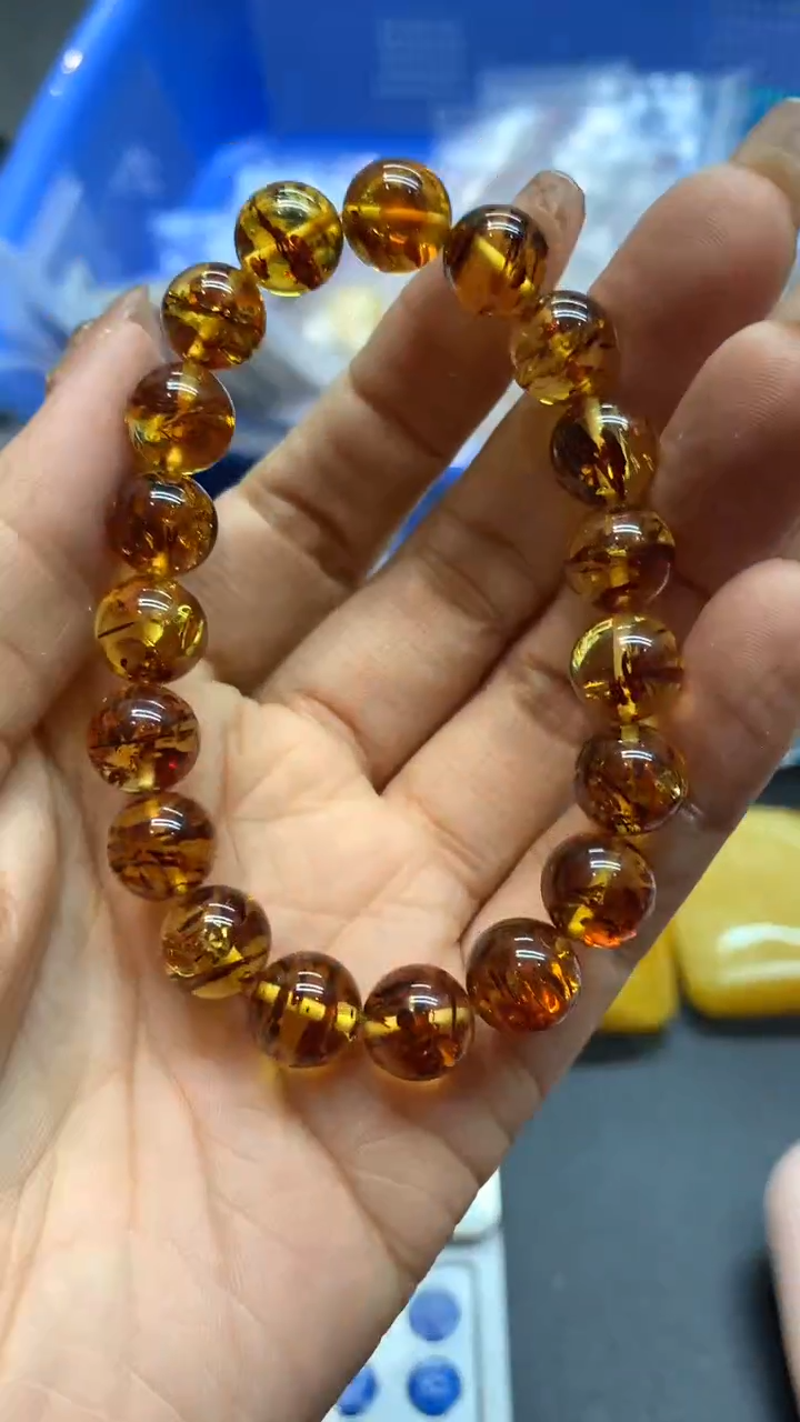 未镶嵌琥珀珠宝奇石2988