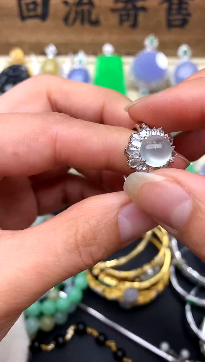 【闪购商品】翡翠戒指18K金镶嵌215-中国好珍宝