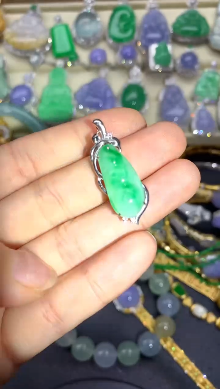 【闪购商品】翡翠颈饰18K金镶嵌455-中国好珍宝