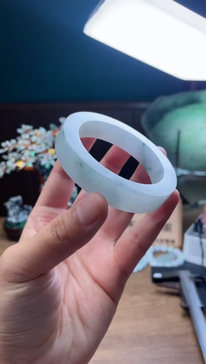 【闪购商品】定制翡翠手镯未镶嵌定制