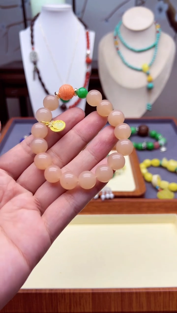 【闪购商品】和田玉手链14K金镶嵌S       