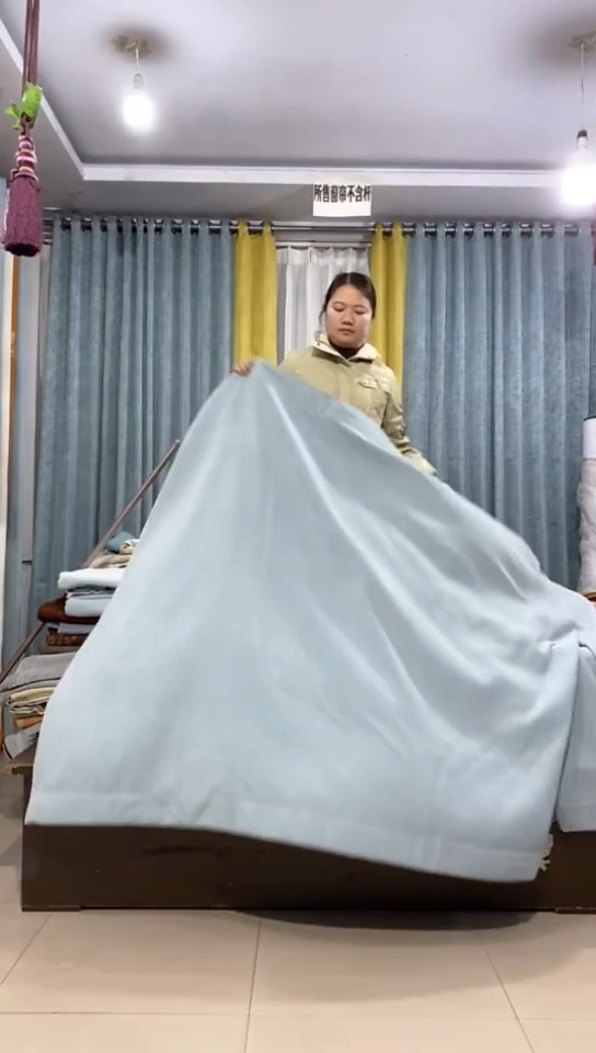 布成品窗帘       24+155