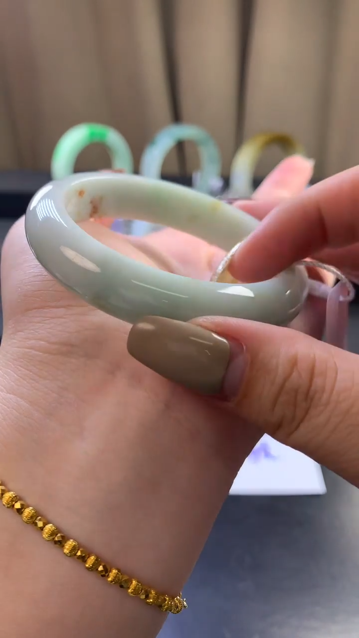 未镶嵌手镯翡翠翡翠成品手镯