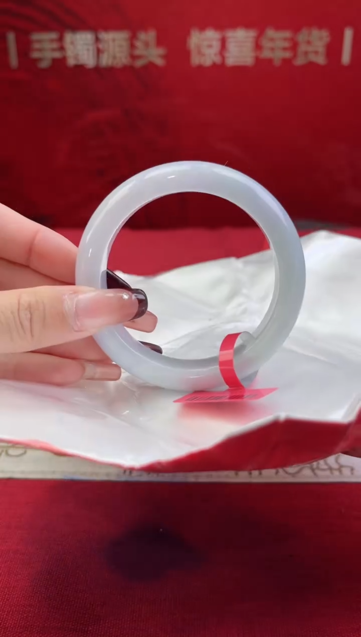 【闪购商品】翡翠手镯未镶嵌翡翠手镯12