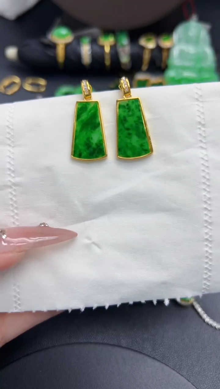 【闪购商品】翡翠颈饰银S925镶嵌Y缅料A货/多样性发货/一件