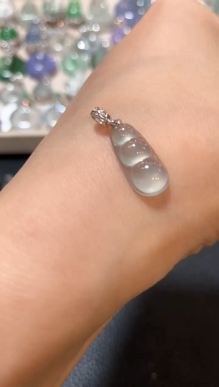 吊坠(不含链)18K金镶嵌翡翠z13  