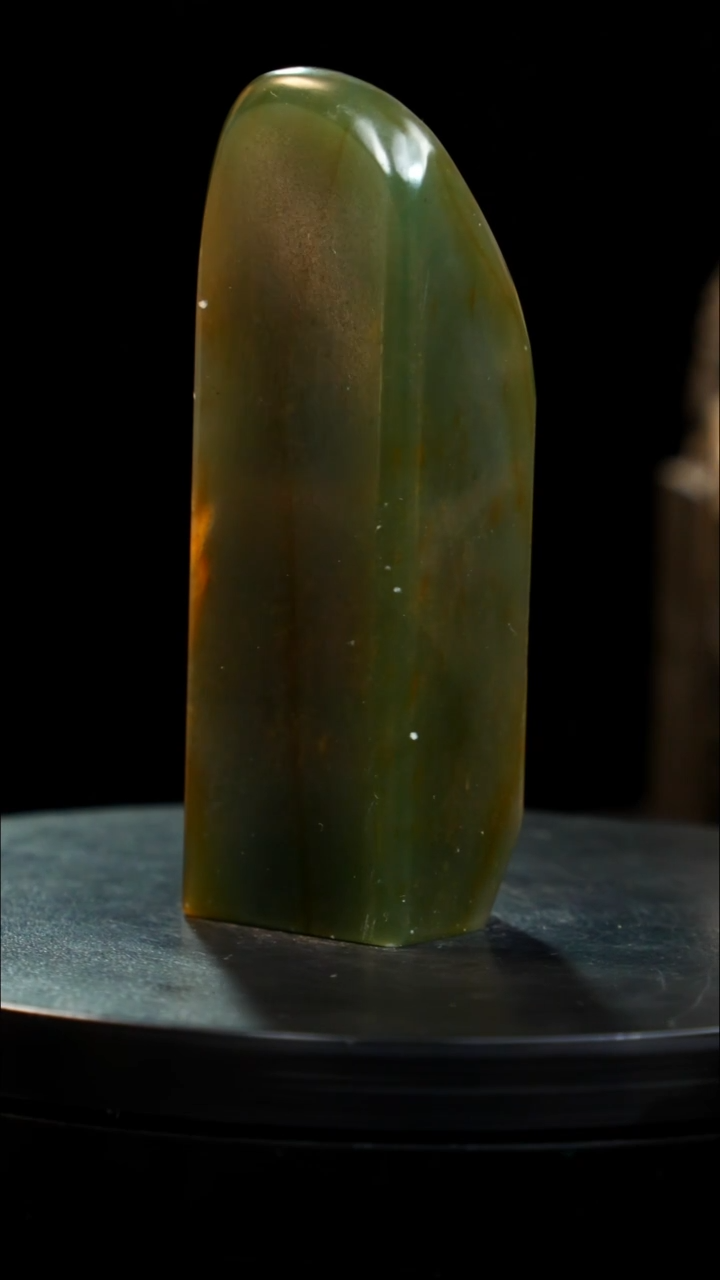 青田石玻璃冻绿稀少品种