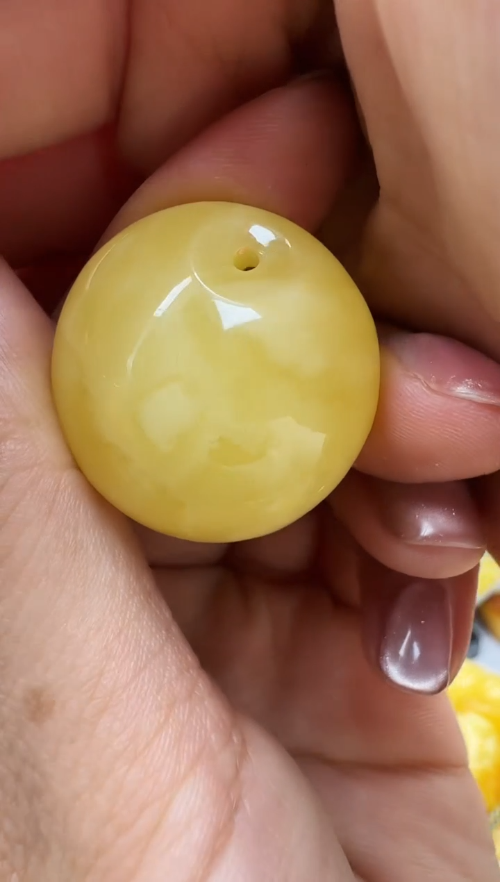 【闪购商品】琥珀裸石未镶嵌挂坠