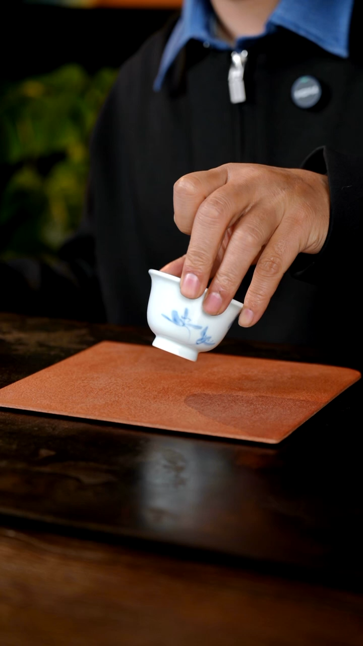 杯子..............