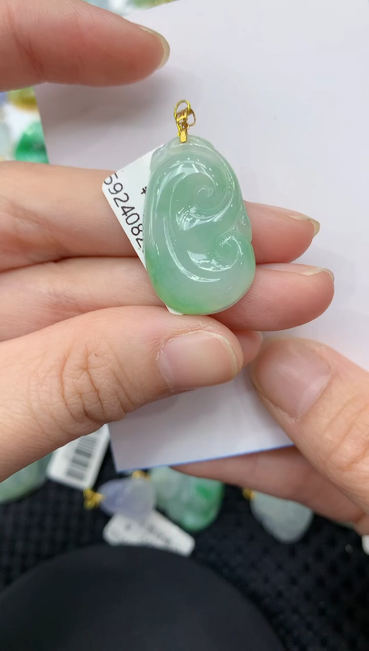 【闪购商品】翡翠颈饰18K金镶嵌11111111