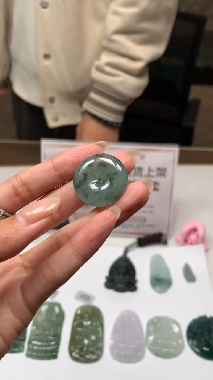 【闪购商品】定制翡翠未镶嵌不退不换CMH1件-A