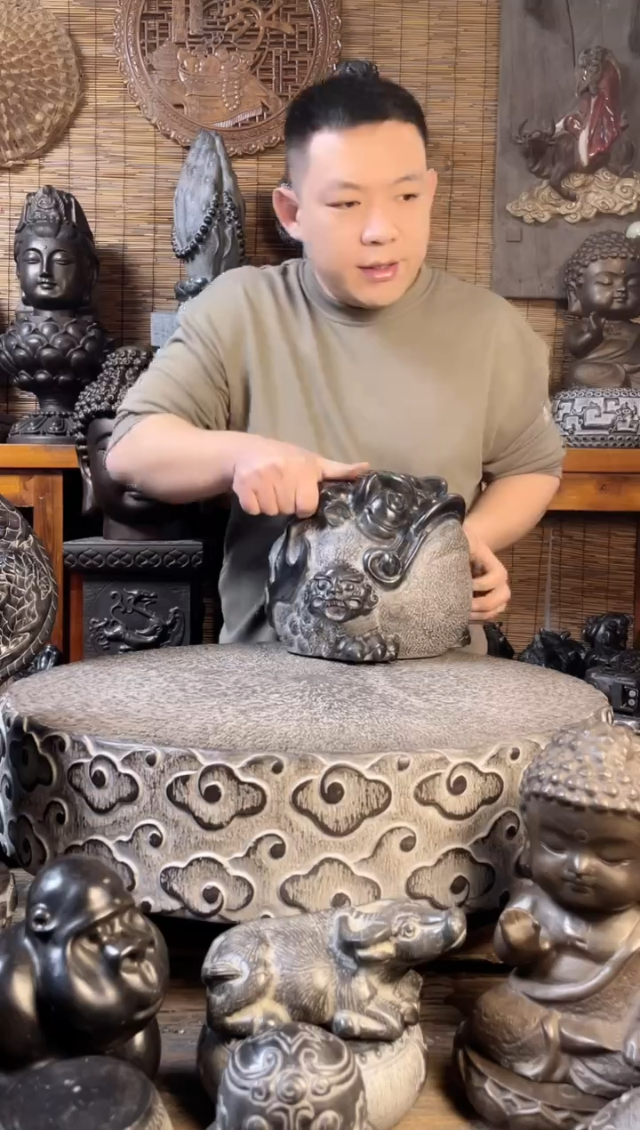 【闪购商品】40牛气冲天天然青石雕刻