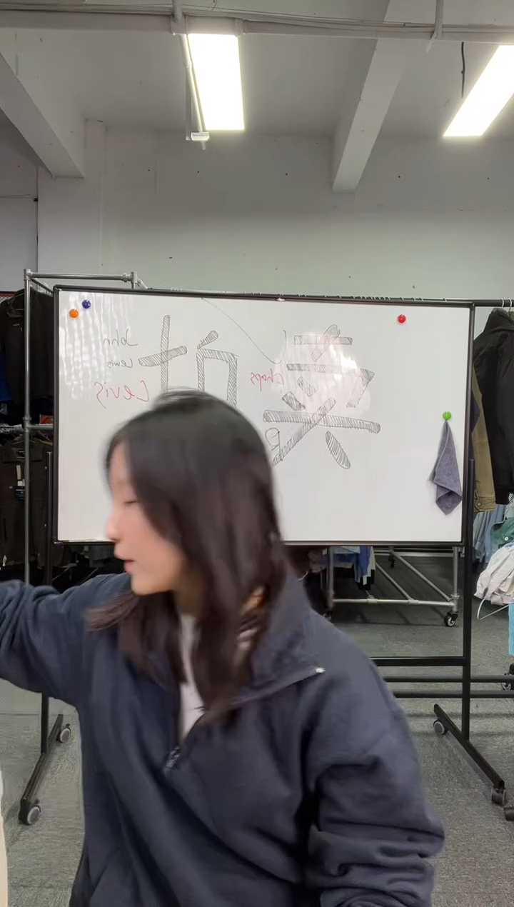 y*z659秒拍秒付 no退换 逃单飞飞