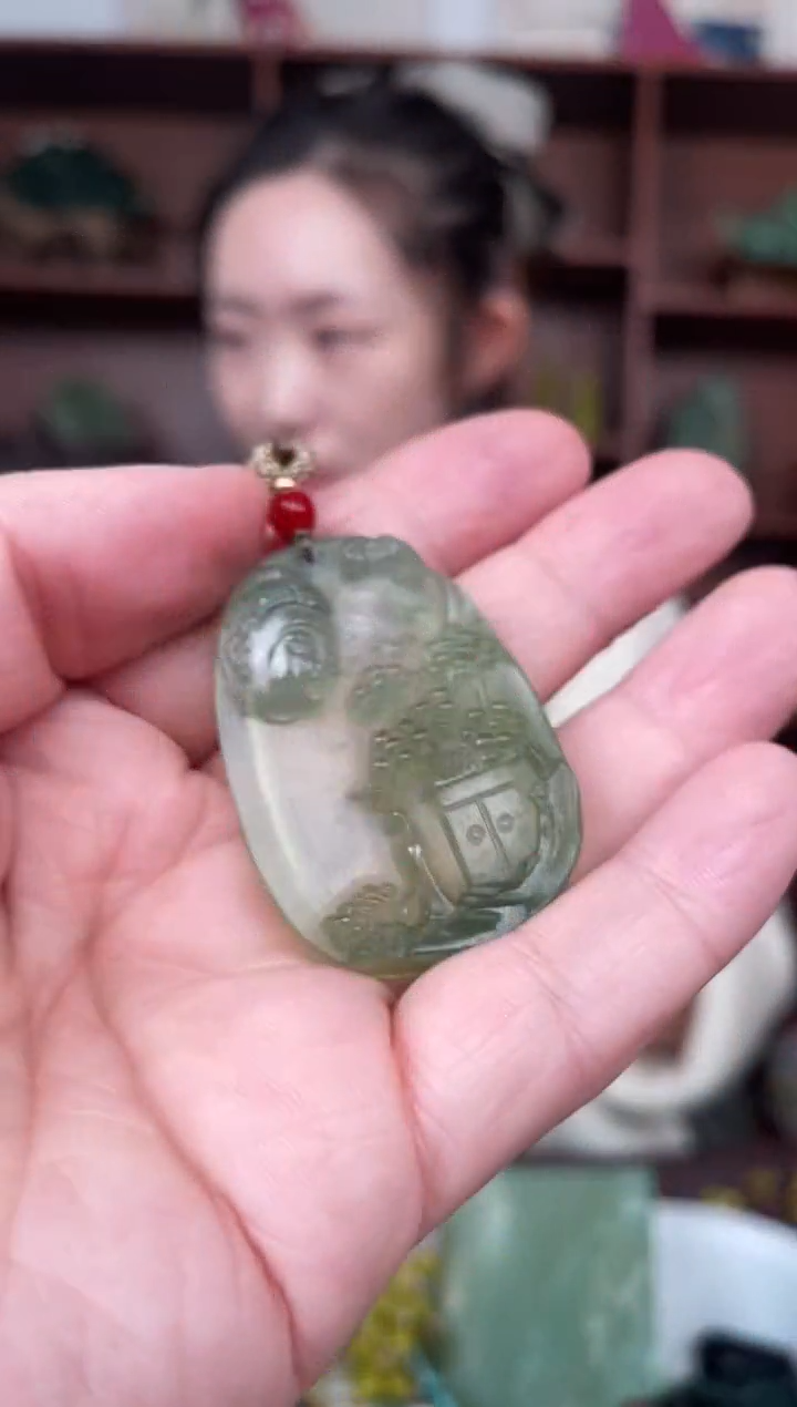 未镶嵌蛇纹石玉颈饰·
