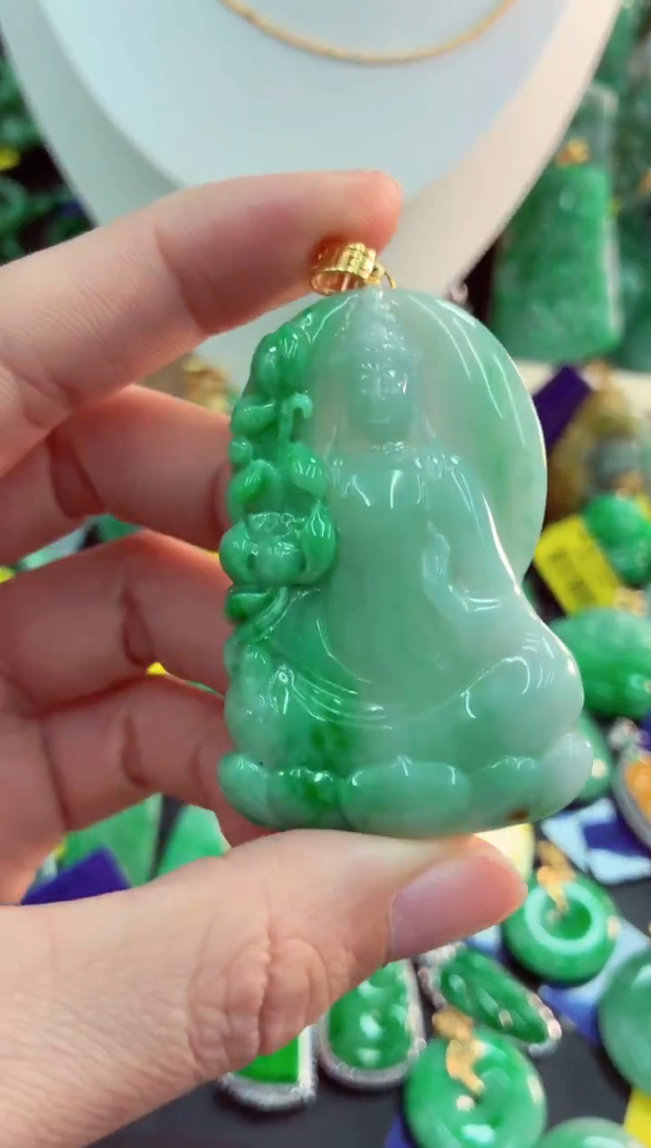 吊坠(不含链)18K金镶嵌翡翠天然缅甸翡翠A货