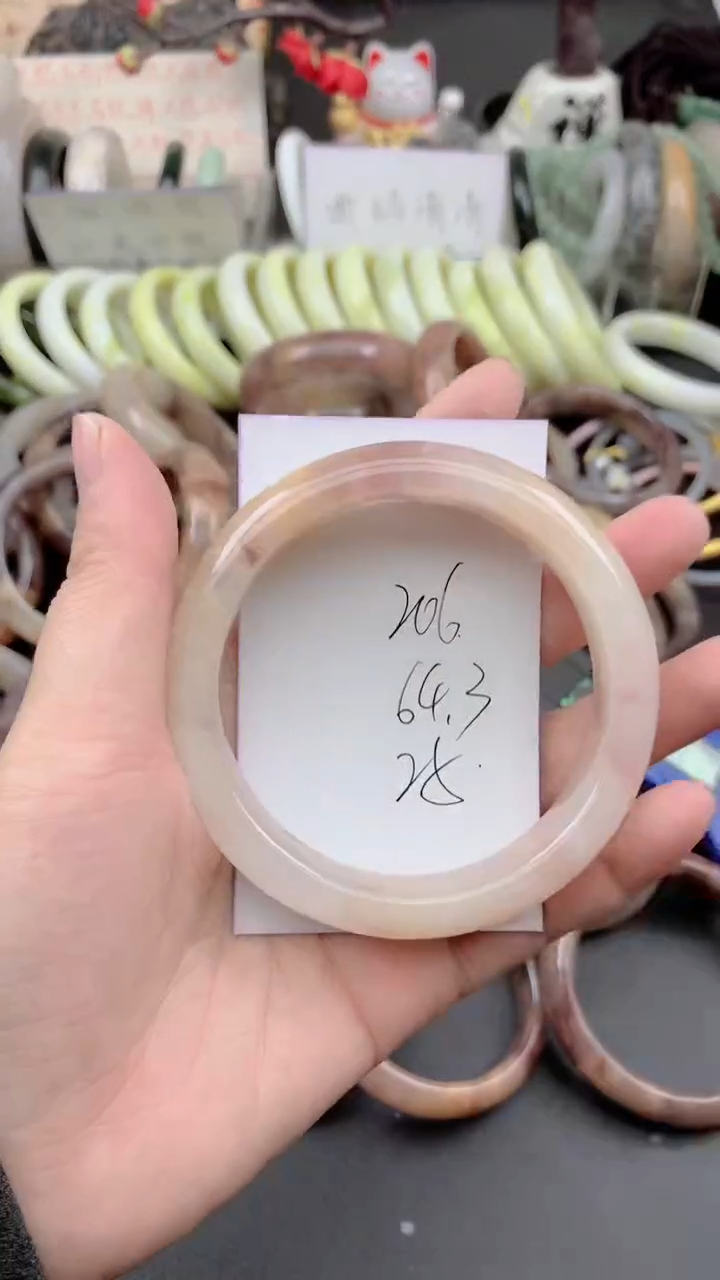 未镶嵌手镯石英质玉206