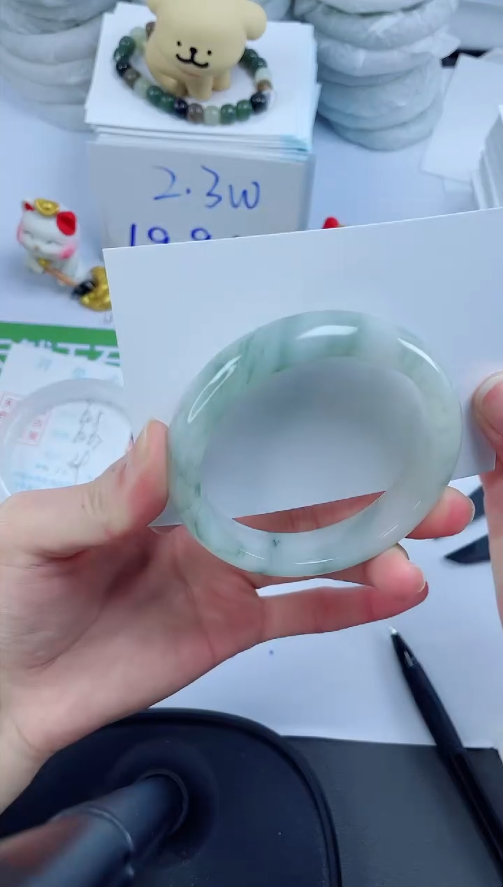 【闪购商品】石英质玉手镯未镶嵌829-57.1