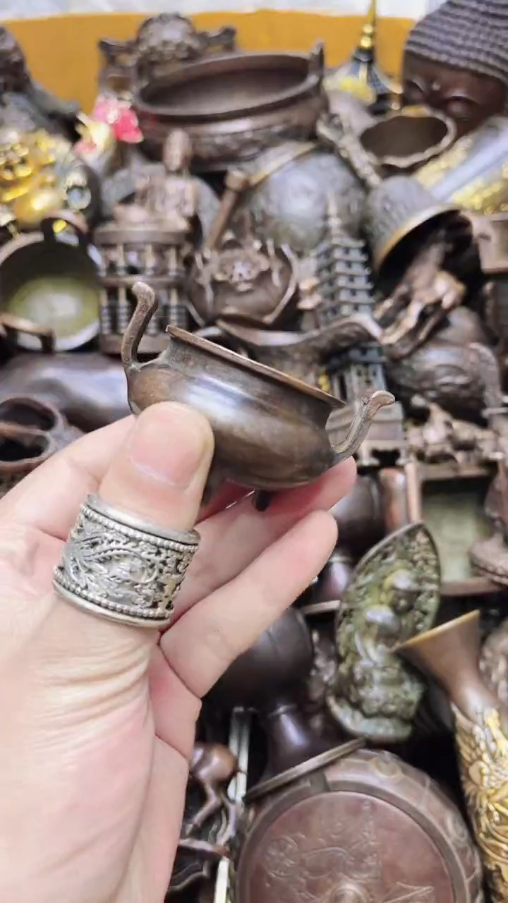 精美铜器  点击下单