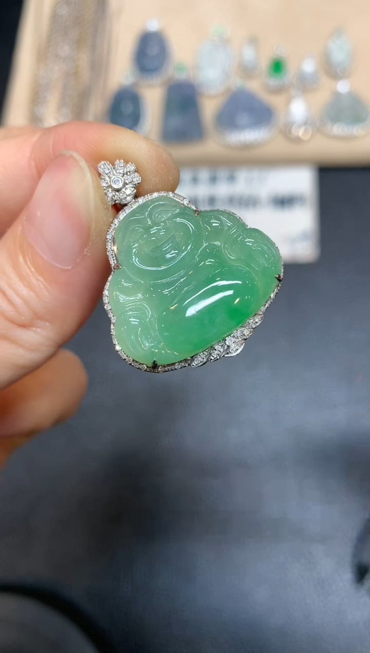 【闪购商品】翡翠吊坠(不含链)18K金镶嵌佛公【无服务费