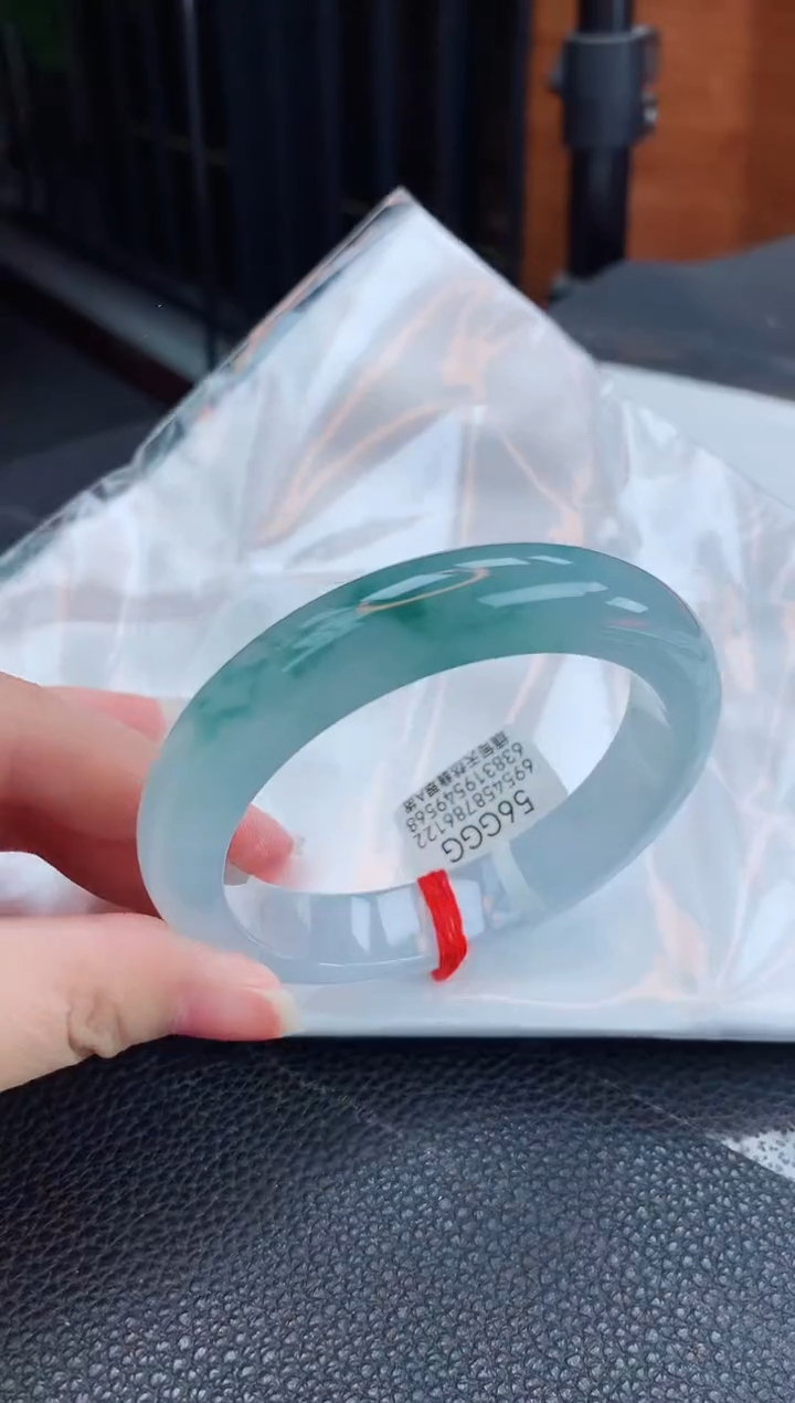 【闪购商品】翡翠手镯未镶嵌缅甸天然翡翠A货手镯