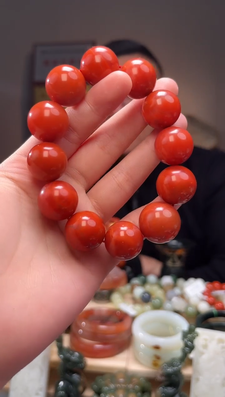 颈饰未镶嵌南红玛瑙手串18+