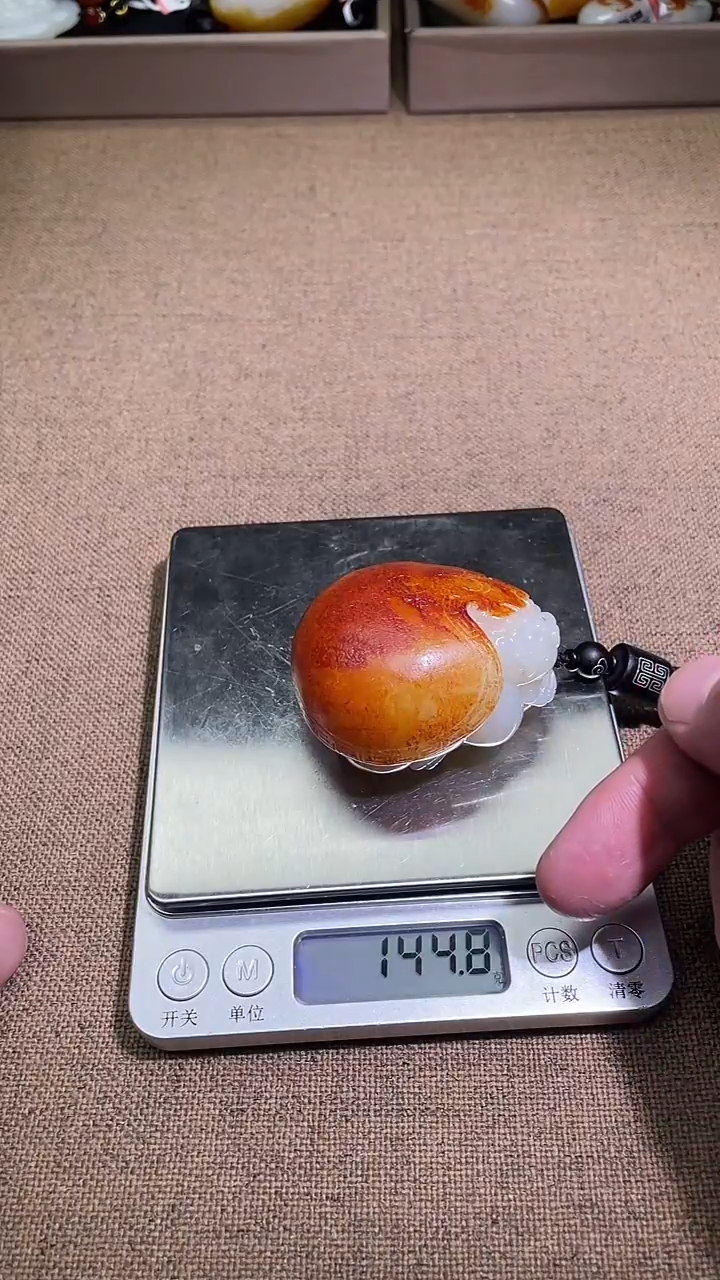 颈饰未镶嵌和田玉12.28