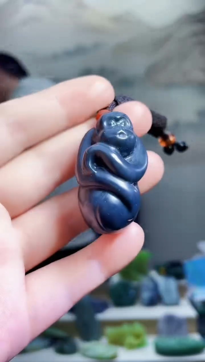 颈饰未镶嵌和田玉1