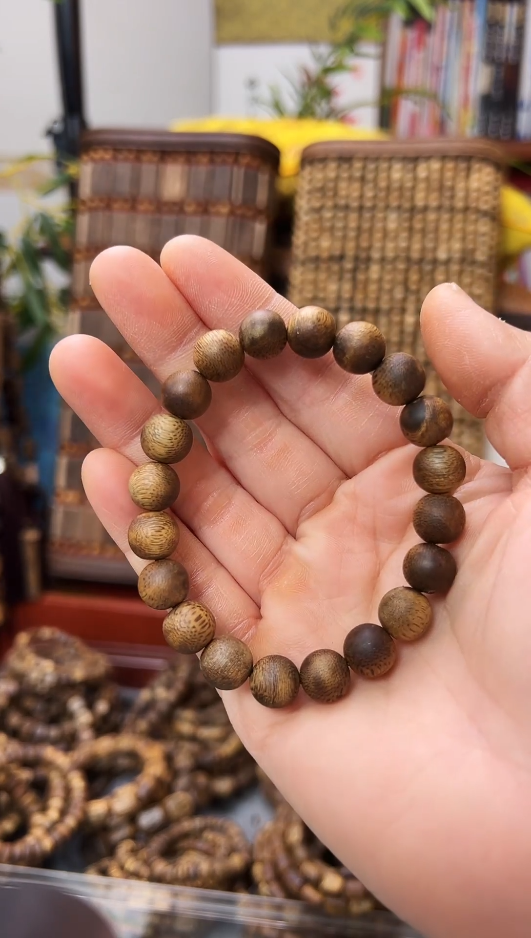 沉香手串棋楠乌身圆珠单圈