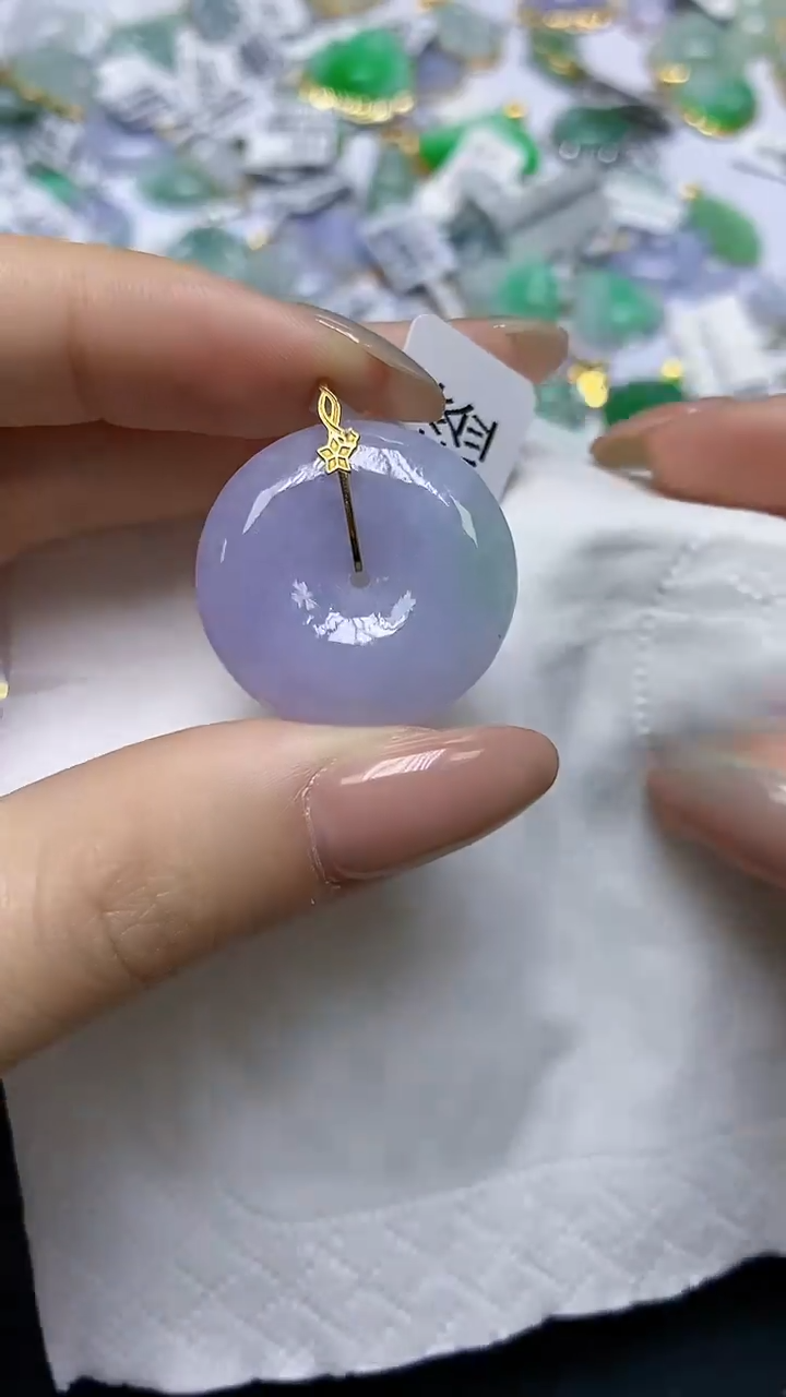 翡翠18K金镶嵌颈饰天然缅甸A货翡翠