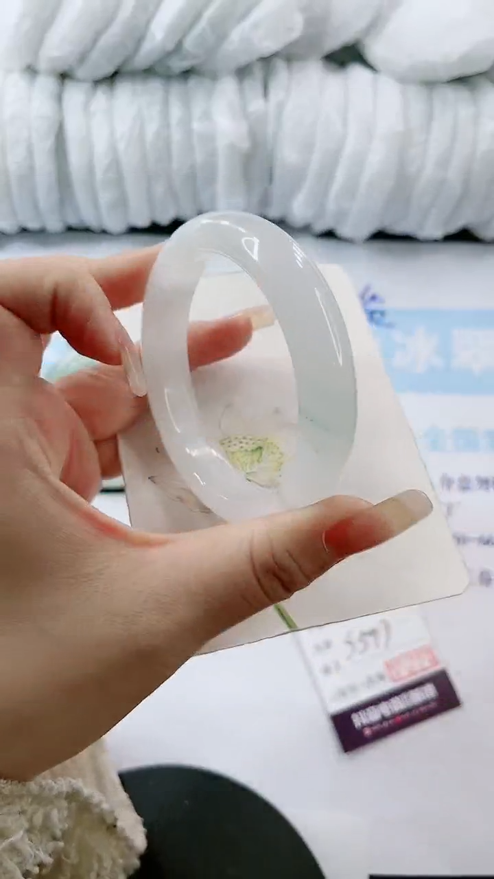 【闪购商品】石英质玉手镯未镶嵌多样性发货S597