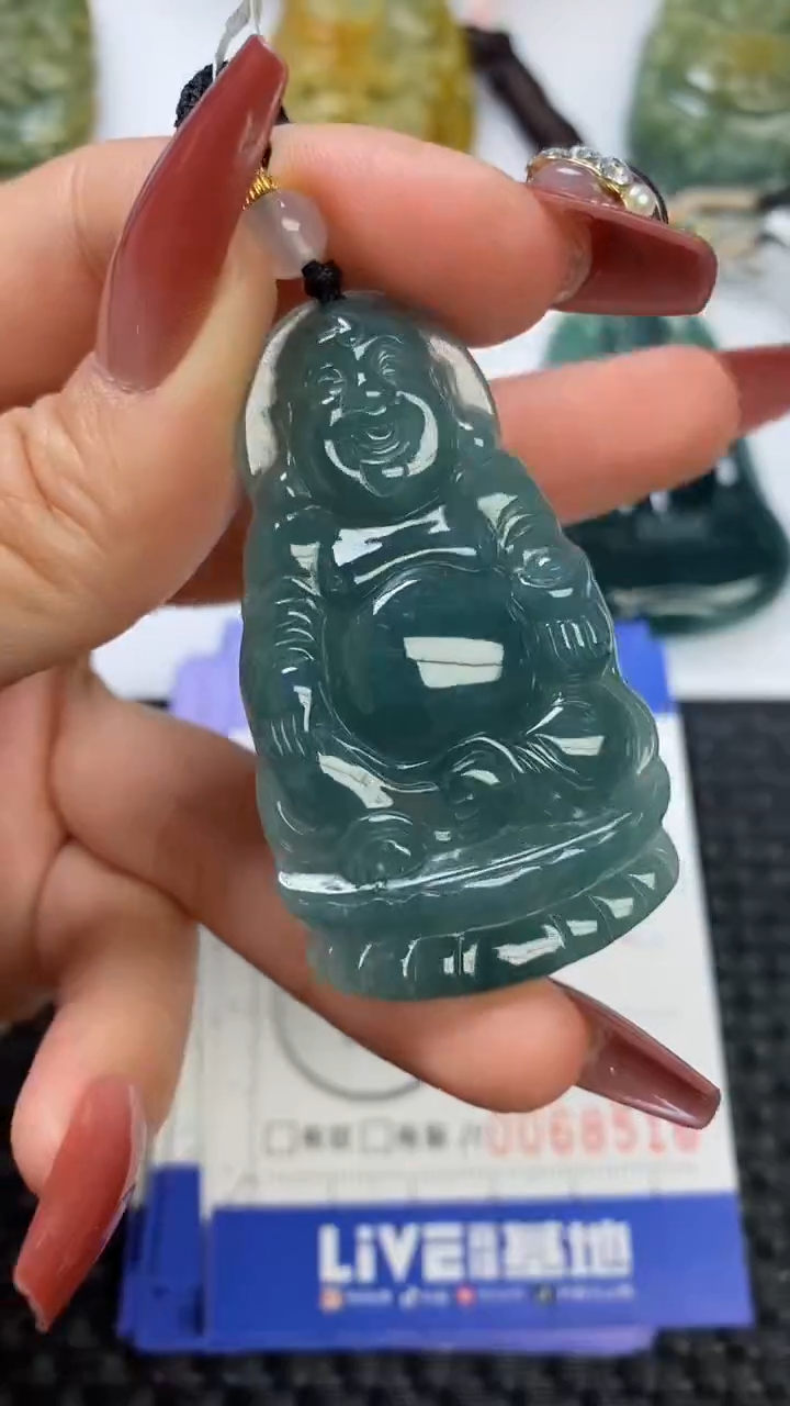 【闪购商品】翡翠颈饰未镶嵌11111111111111111