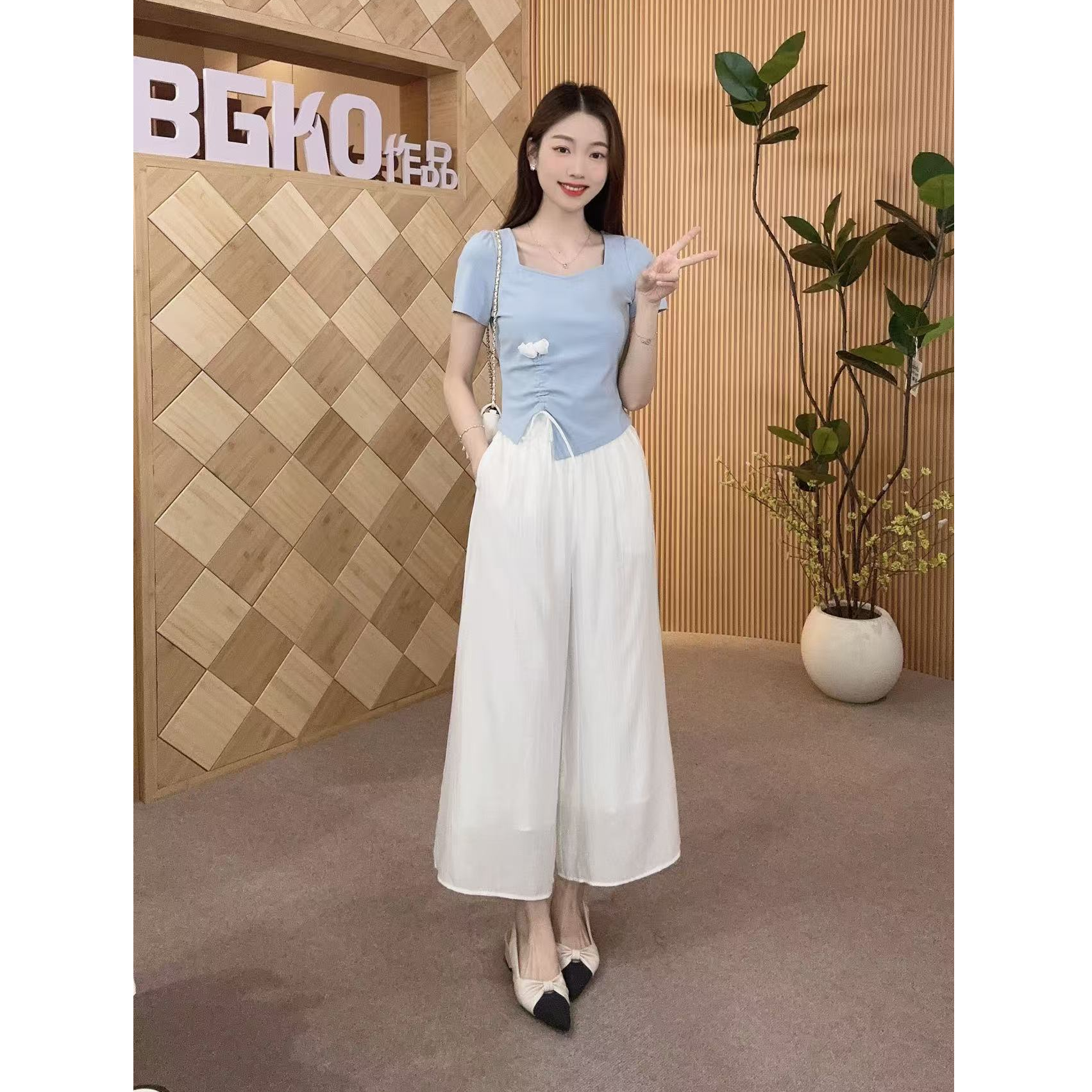 碧高小个子女装  2025夏季新款法式温柔小女人通勤气质上下套裤