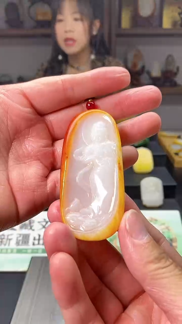 和田玉未镶嵌挂件莲花观音