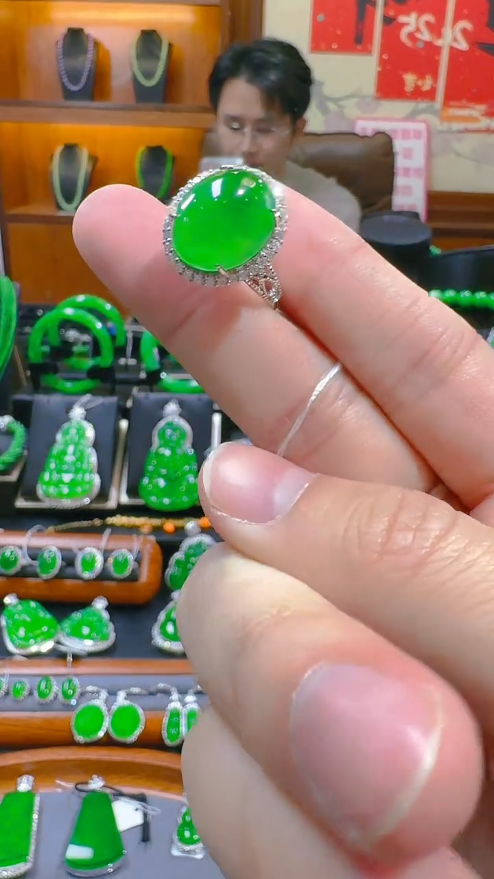 【闪购商品】翡翠戒指银S925镶嵌天然A货翡翠