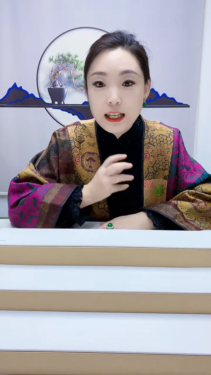 未镶嵌定制翡翠盛***理5160MM-毛货挂件