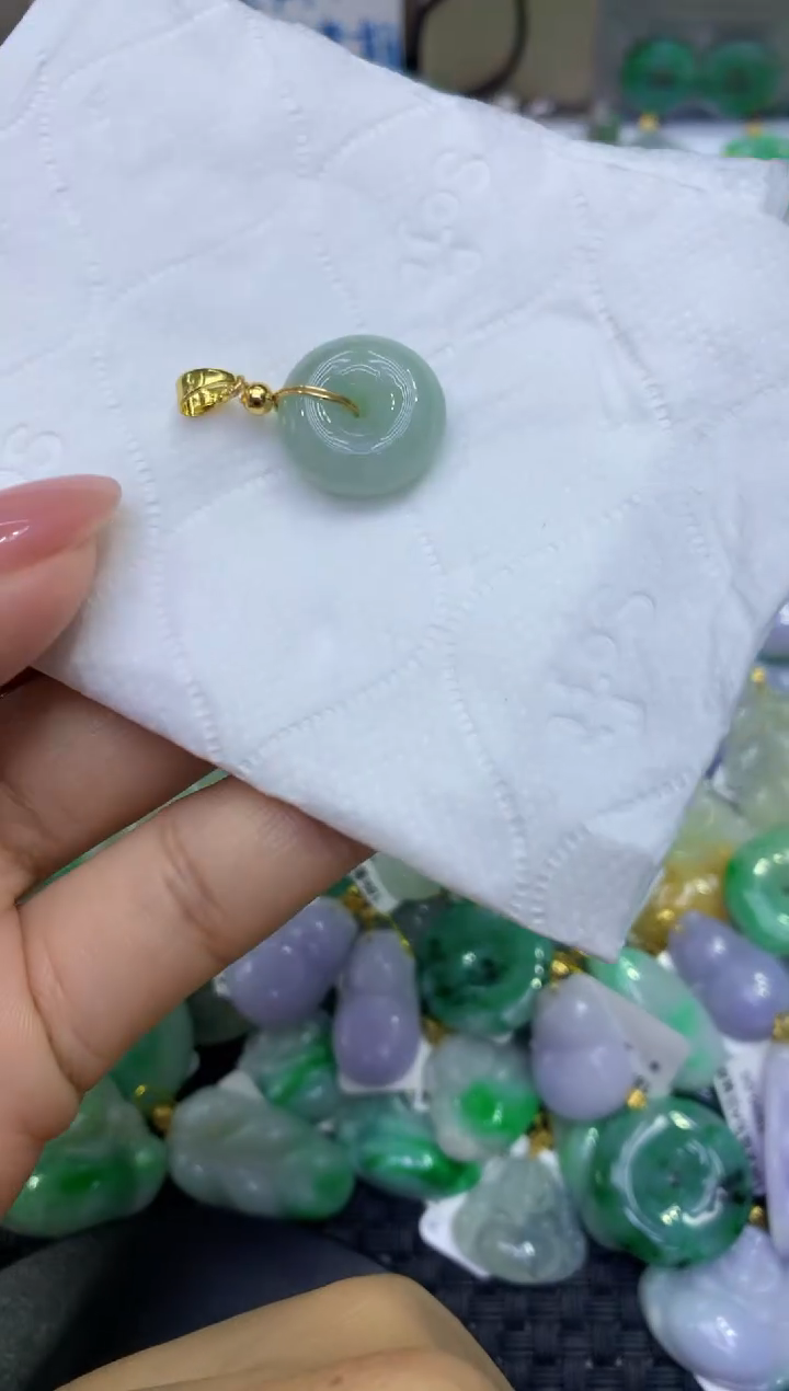 颈饰未镶嵌翡翠天然缅甸A货翡翠