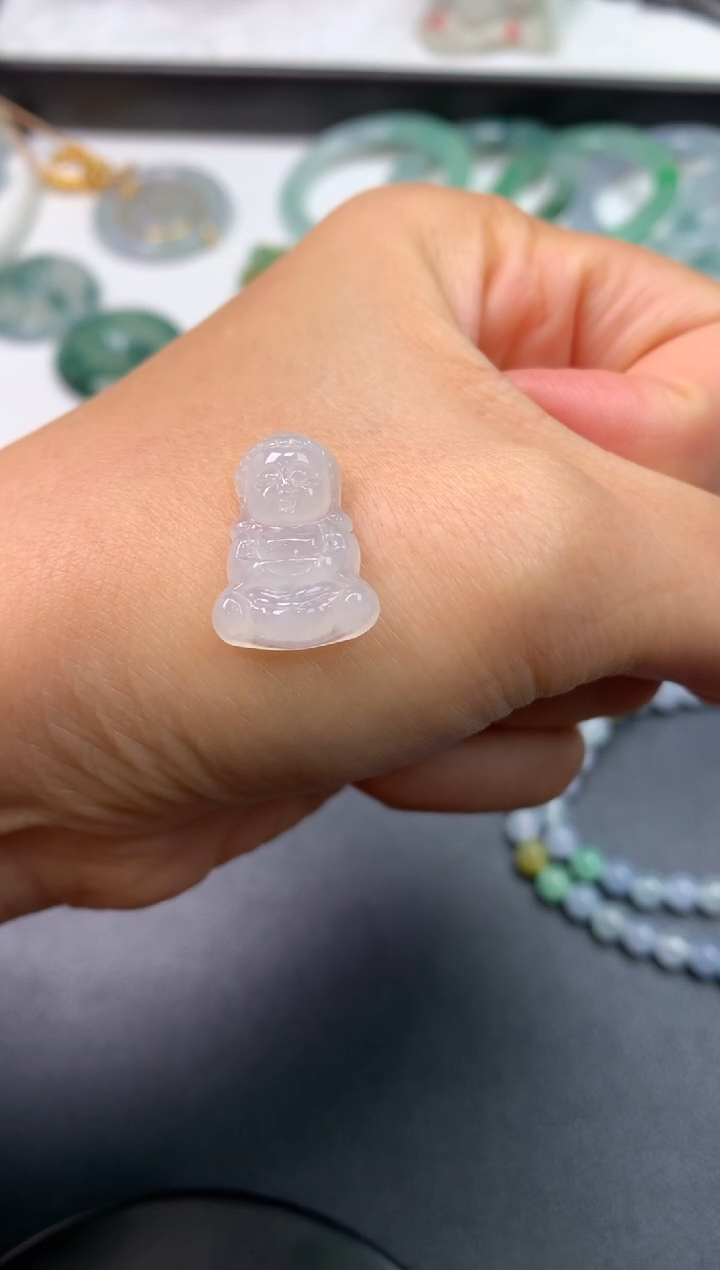 颈饰未镶嵌翡翠无鉴赏期无证书