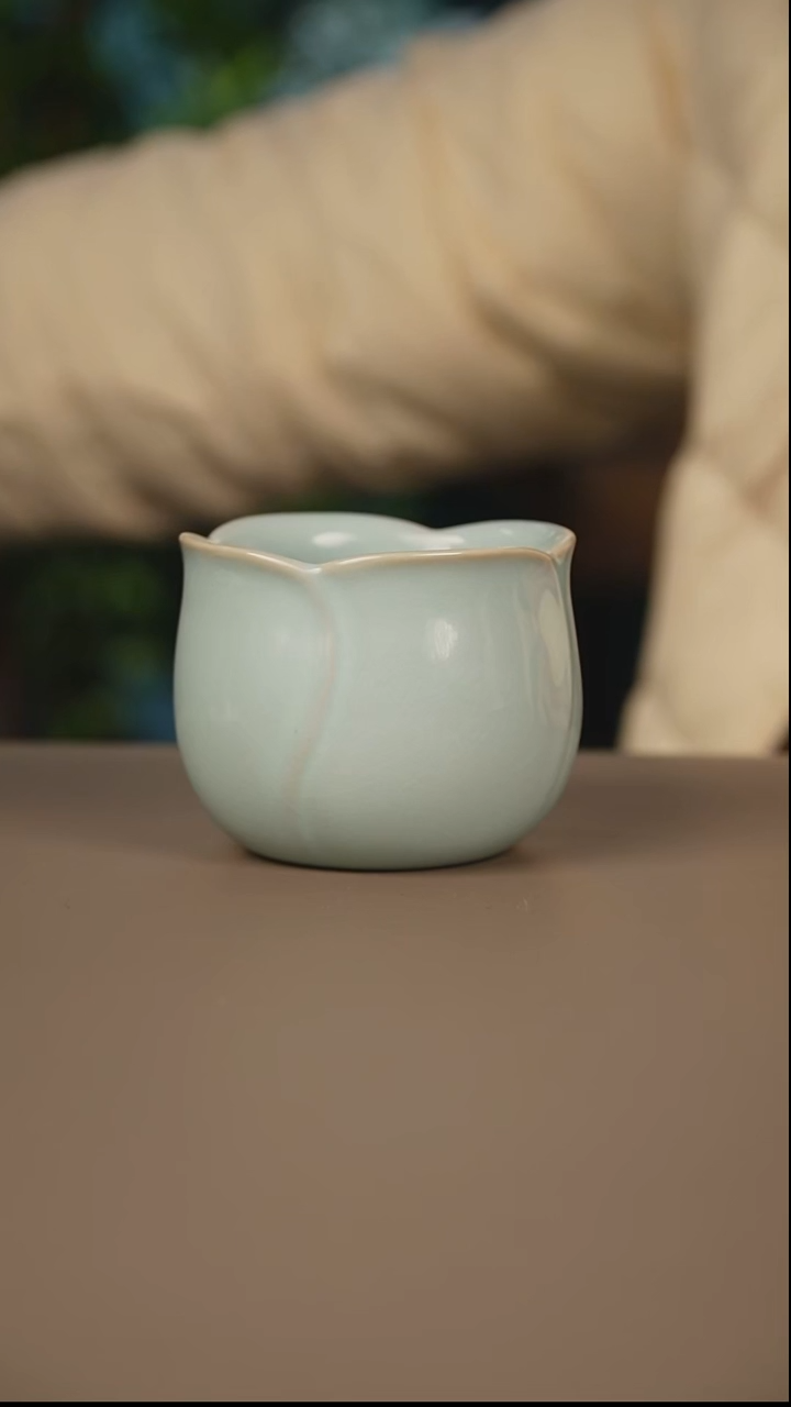 天青玉兰杯微暇1