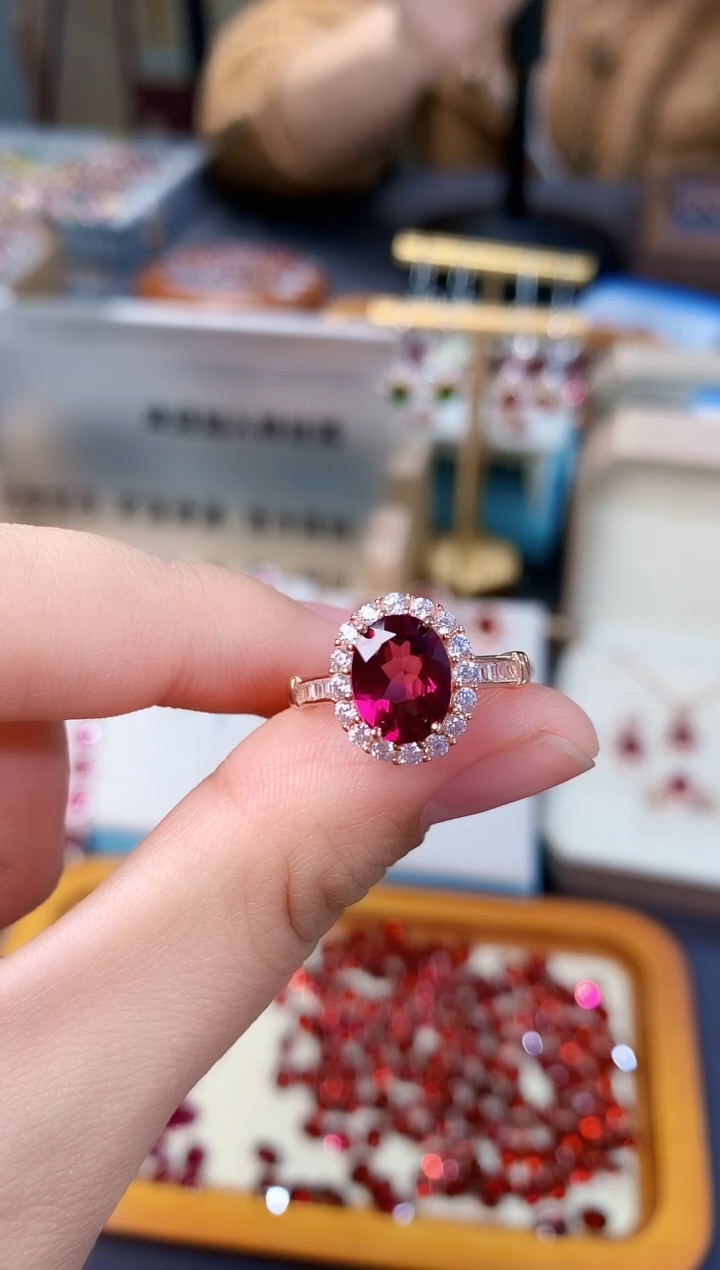 【闪购商品】石榴石戒指银S925镶嵌天然镁铝