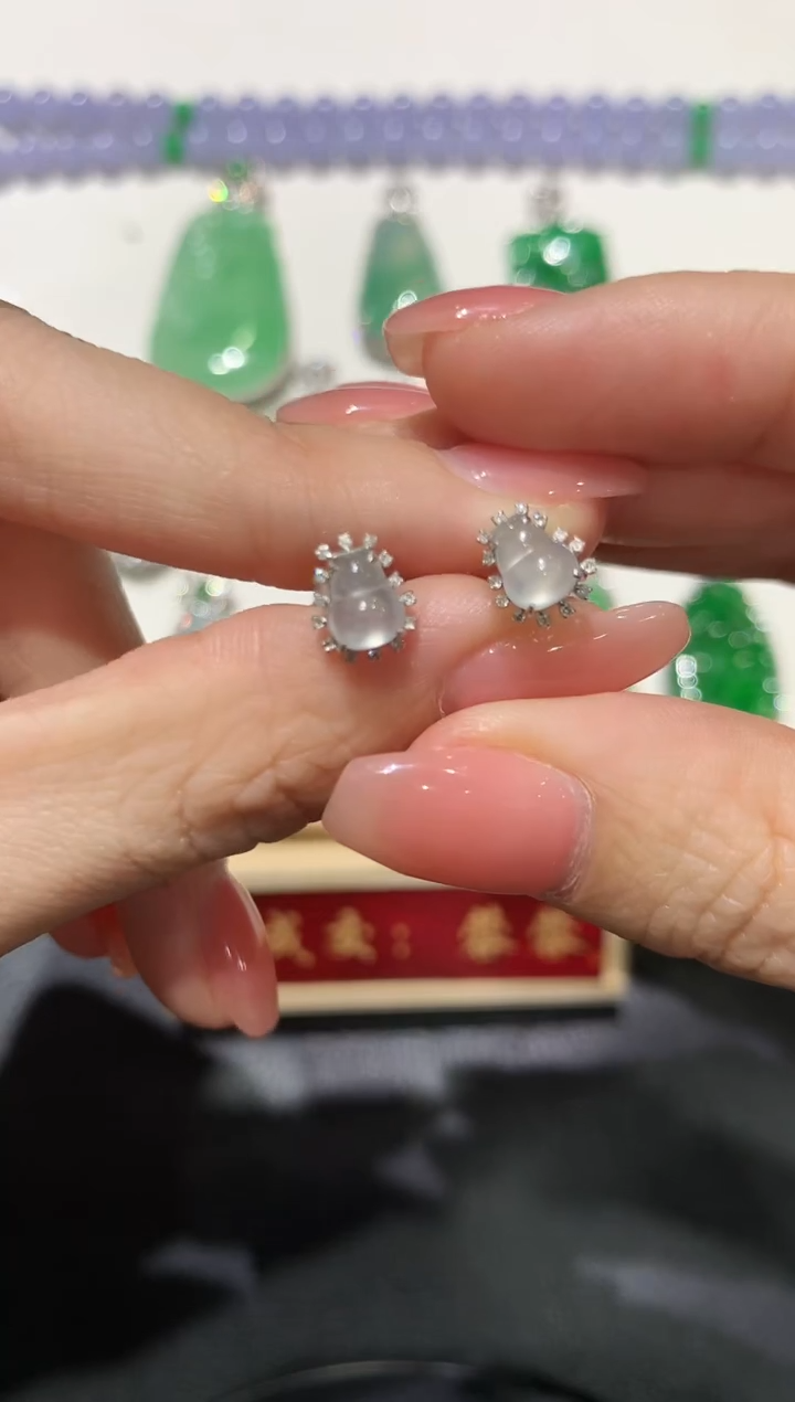 【闪购商品】翡翠吊坠(不含链)18K金镶嵌团购2