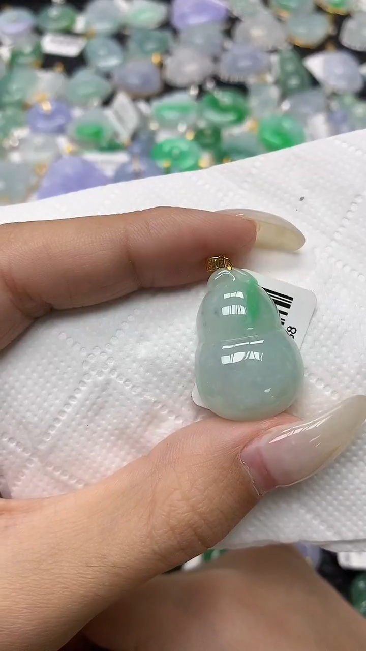 颈饰18K金镶嵌翡翠11111111111