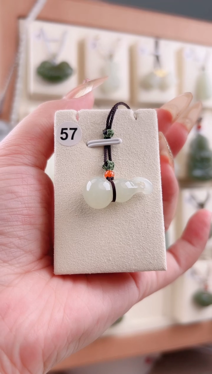 【闪购商品】和田玉吊坠(不含链)未镶嵌11