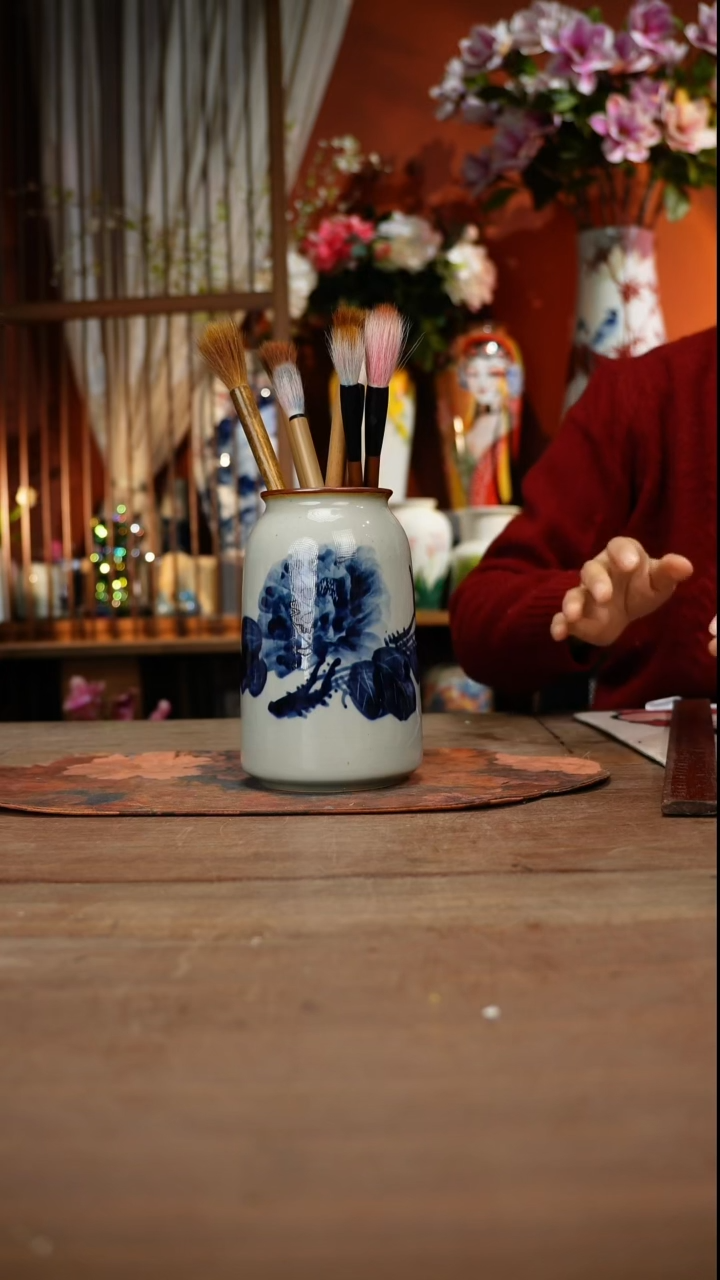 当代高温釉下彩手绘陶瓷餐具