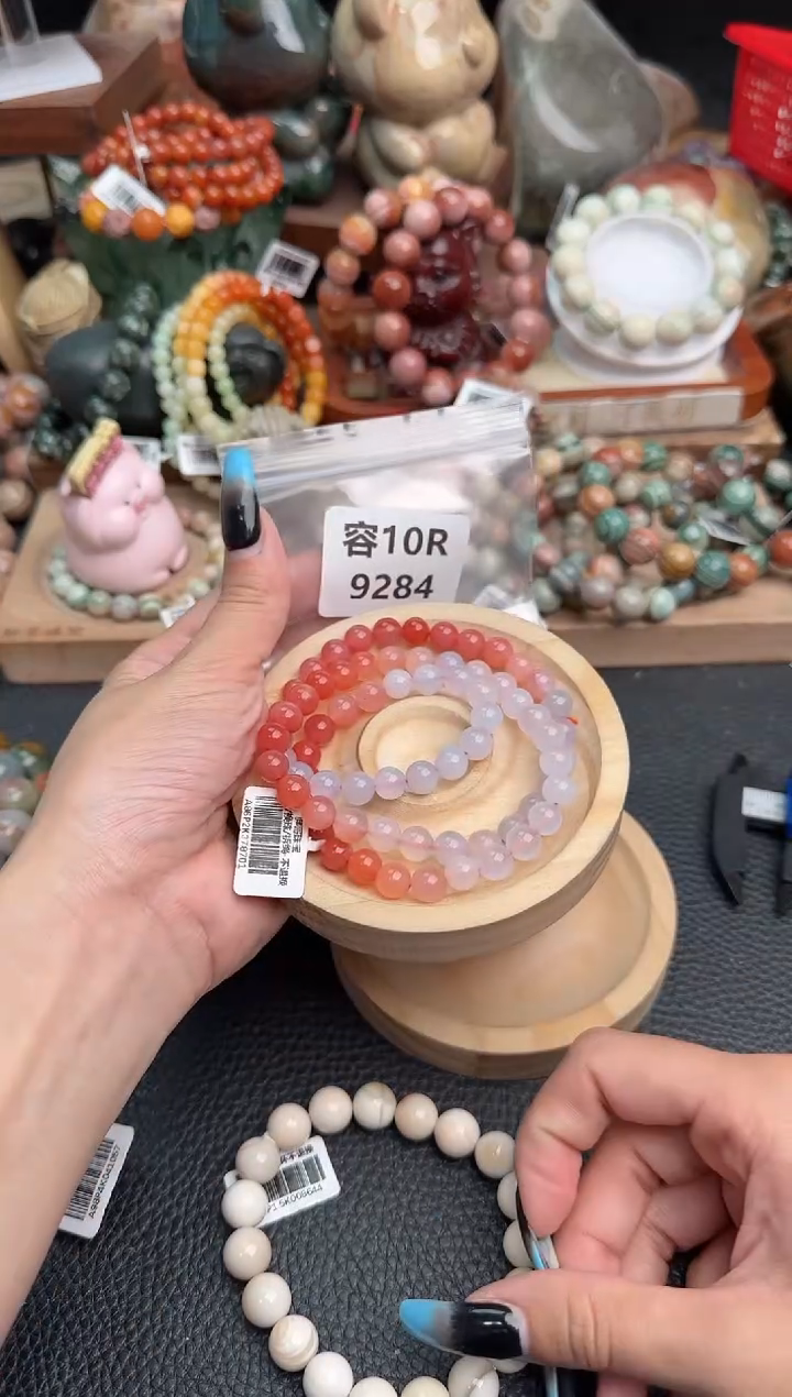 【闪购商品】石英质玉未镶嵌手链10R9284