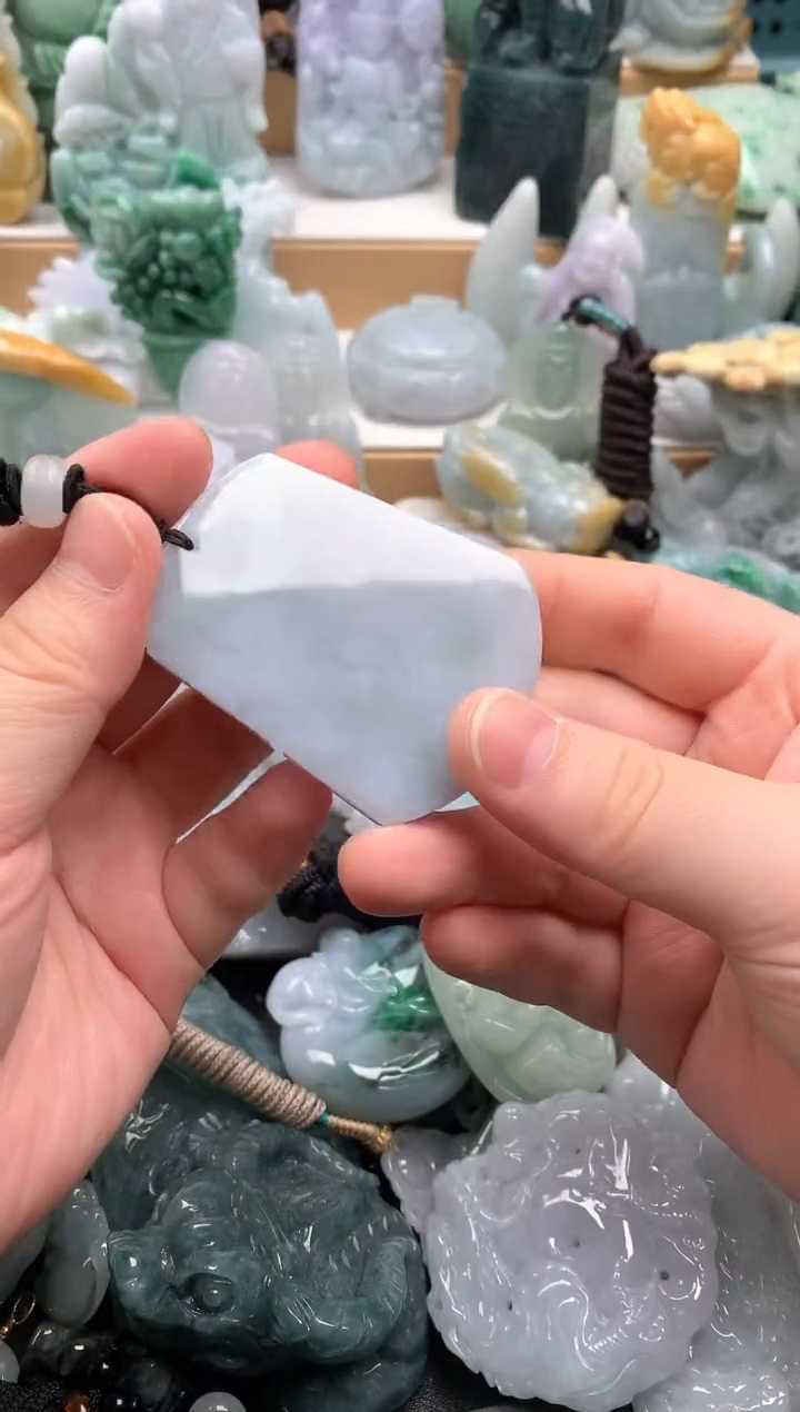 吊坠(不含链)未镶嵌翡翠1
