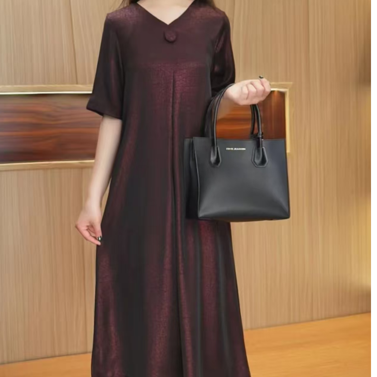 1117大纽扣裙高端领透气夏季妈妈装连衣裙