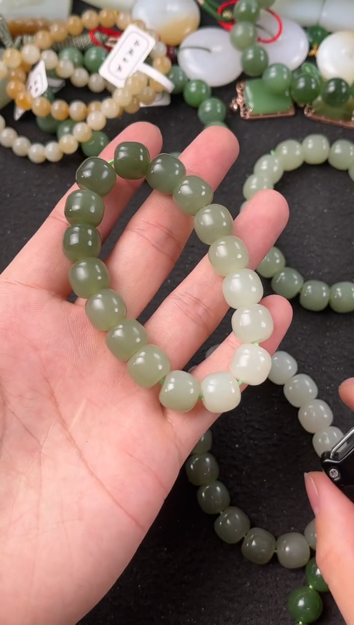 【闪购商品】和田玉手串未镶嵌青海湖水绿老型珠手串卡12mm微色差