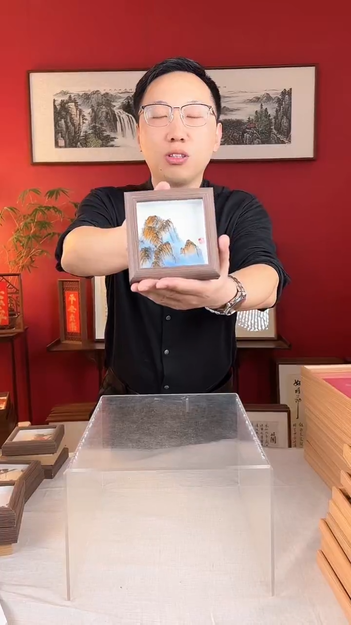 国画鸿运当头国画小摆台